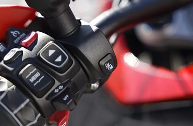 BMW Motorrad apresenta o Assistente de Mudança Automática