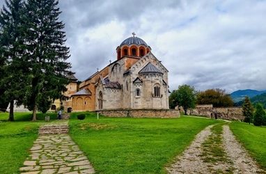 Os Mosteiros de Studenica e de Žiča no meu caminho